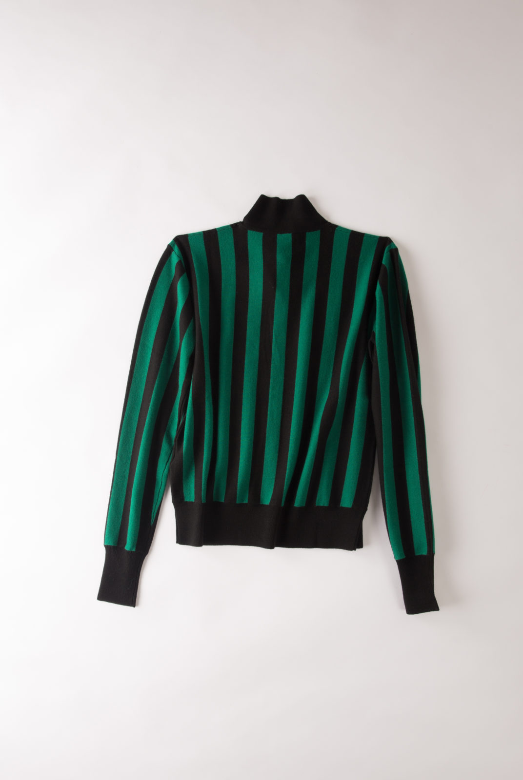 Pull Rayure, vert et noir, col montant, manches longues, fermeture à boutons, JWAnderson